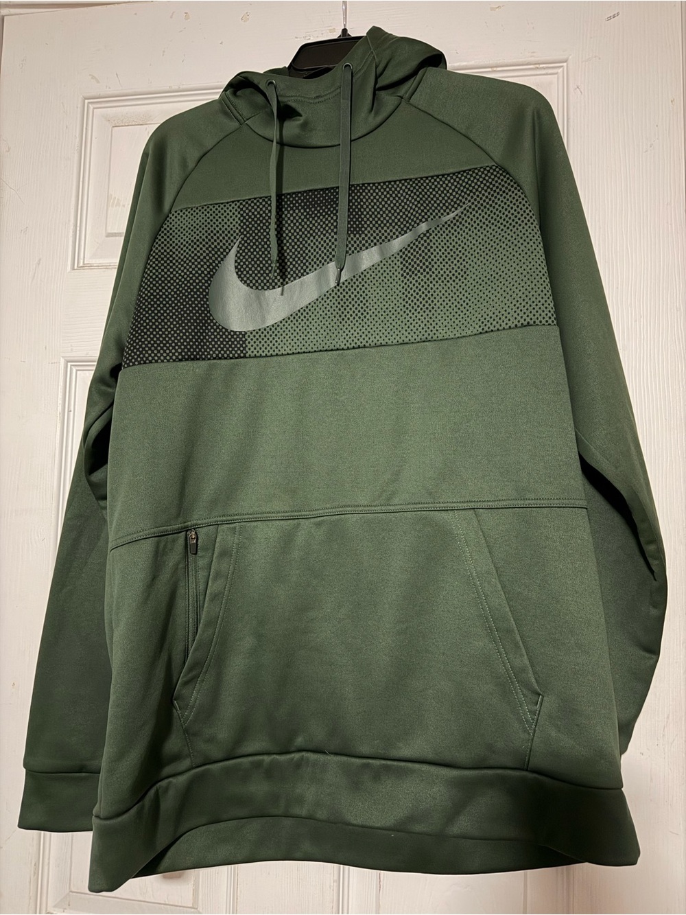 Nike Men’s Dark Olive Green Pullover Hoodie with Swoosh
